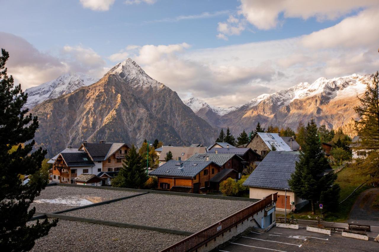 Aux Pieds Des Pistes, Les 2 Alpes Apartment Vénosc Exterior foto